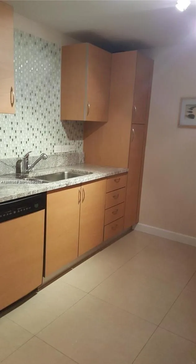 18800 NE 29th Ave #827 Aventura, FL 33180