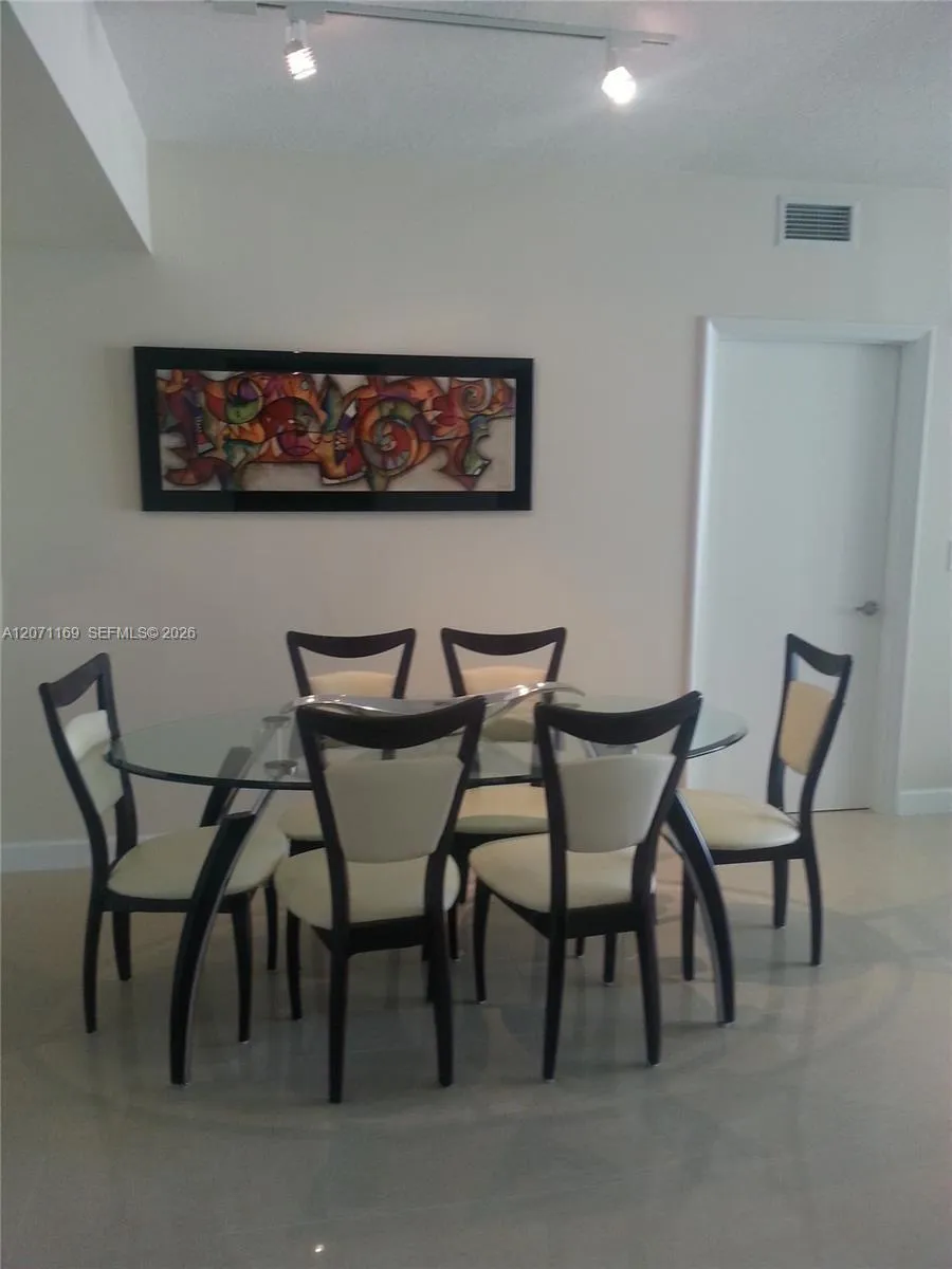18800 NE 29th Ave #827 Aventura, FL 33180