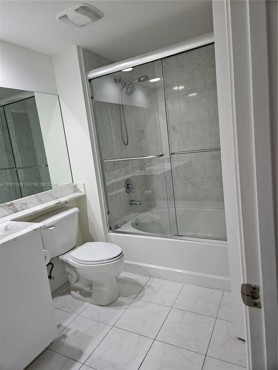 18800 NE 29th Ave #827 Aventura, FL 33180