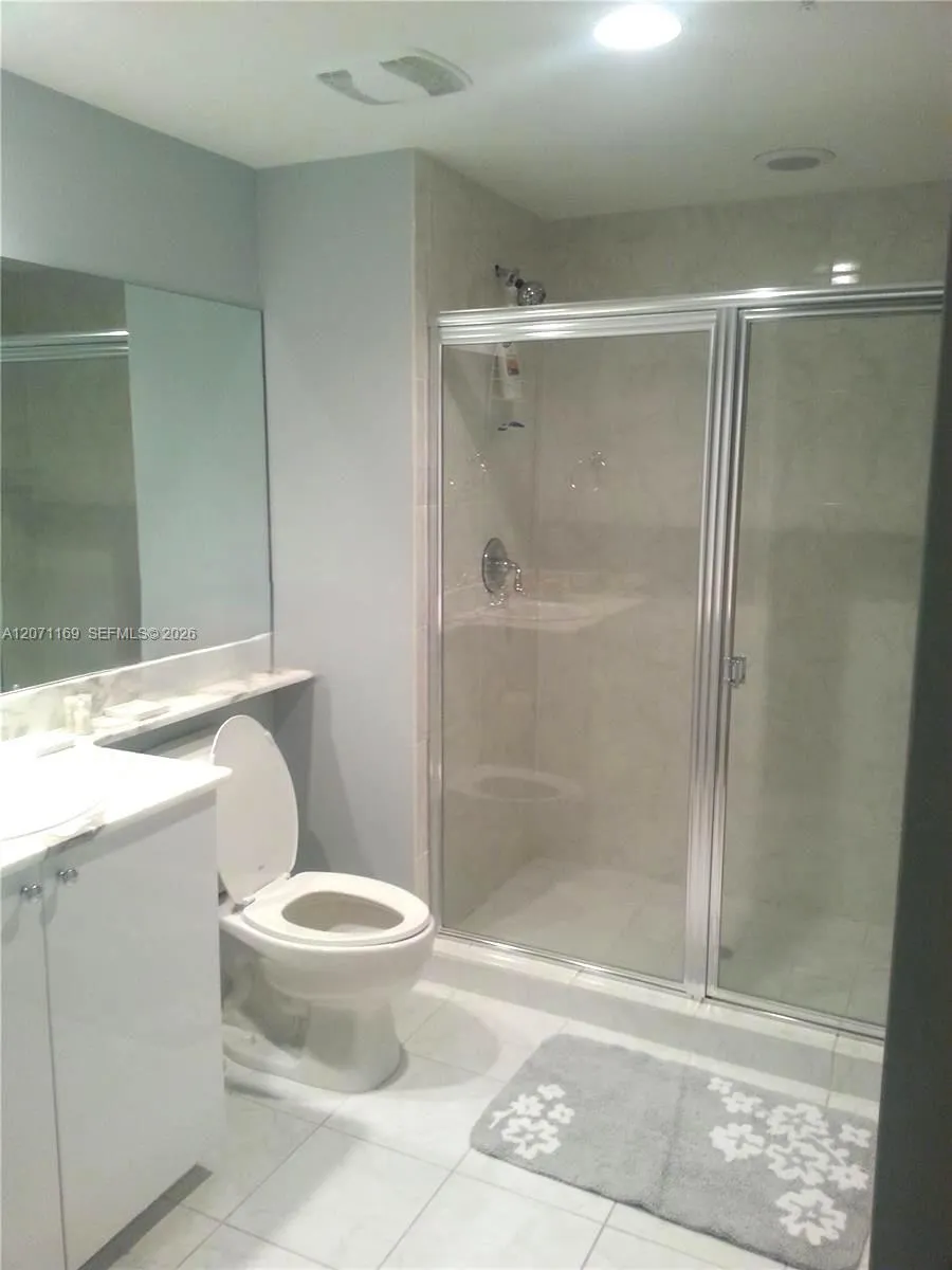 18800 NE 29th Ave #827 Aventura, FL 33180