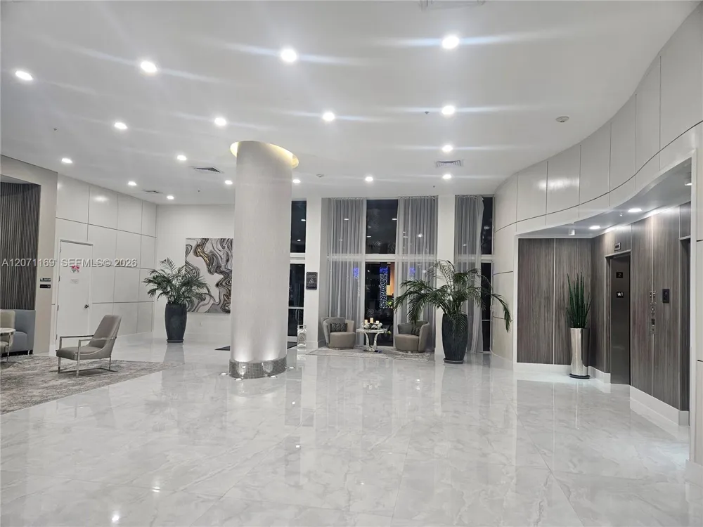 18800 NE 29th Ave #827 Aventura, FL 33180