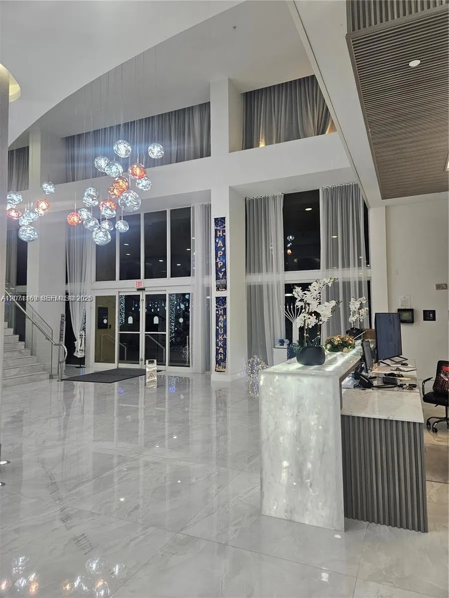 18800 NE 29th Ave #827 Aventura, FL 33180