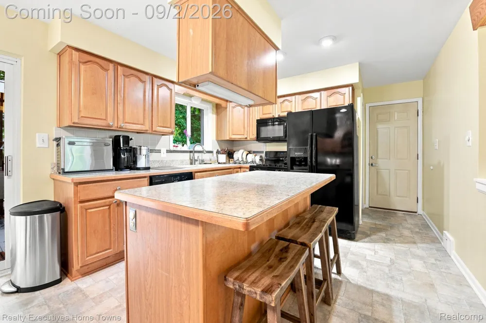46500 Cypress Street Shelby Charter Township, MI 48315