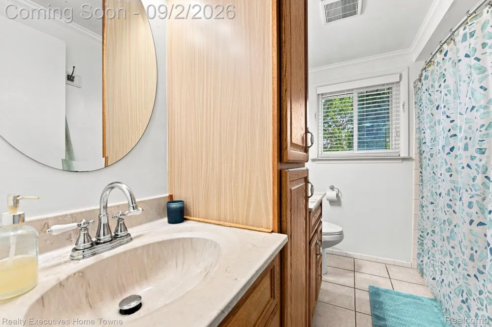 46500 Cypress Street Shelby Charter Township, MI 48315