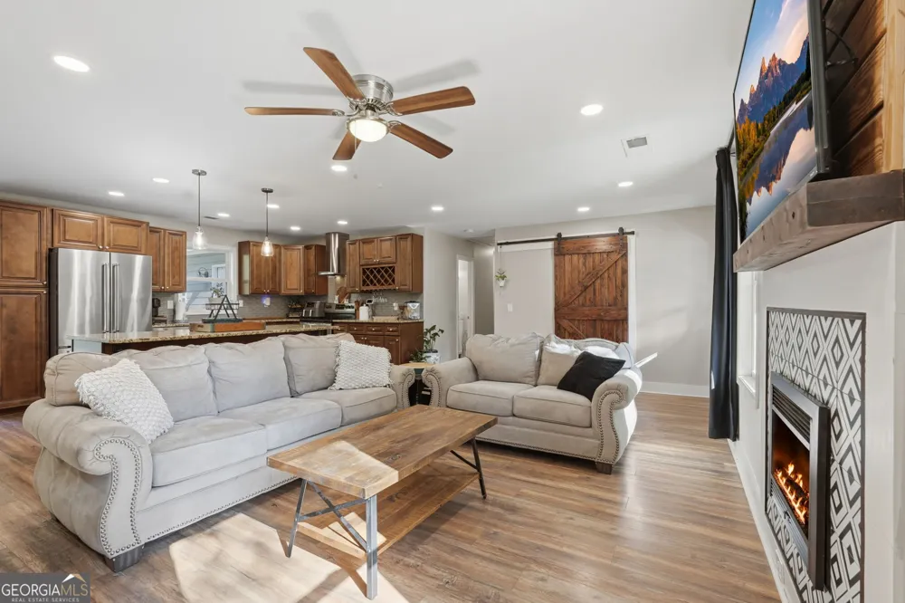5314 Sugar Ridge DR Buford, GA 30518