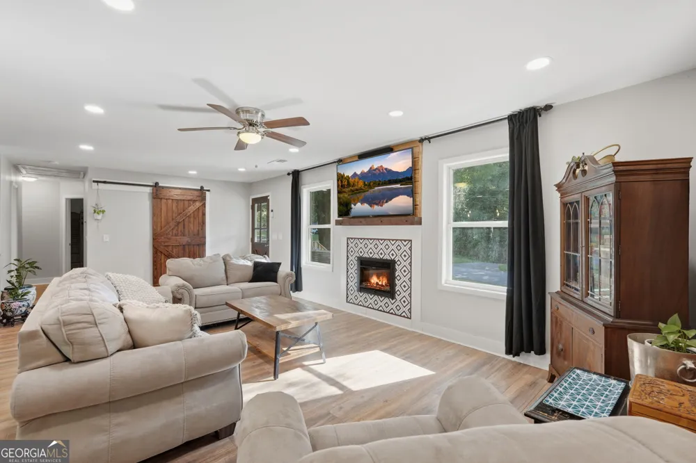5314 Sugar Ridge DR Buford, GA 30518