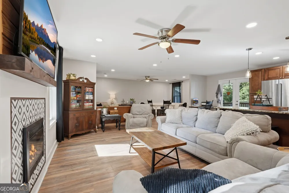 5314 Sugar Ridge DR Buford, GA 30518