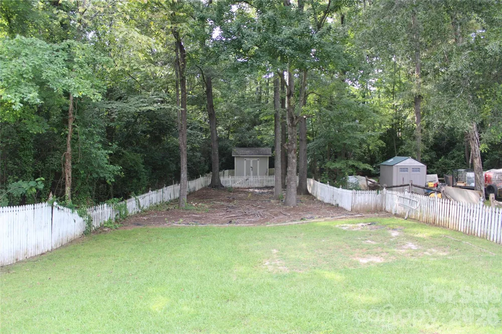 7508 Blythwood Lane Charlotte, NC 28227