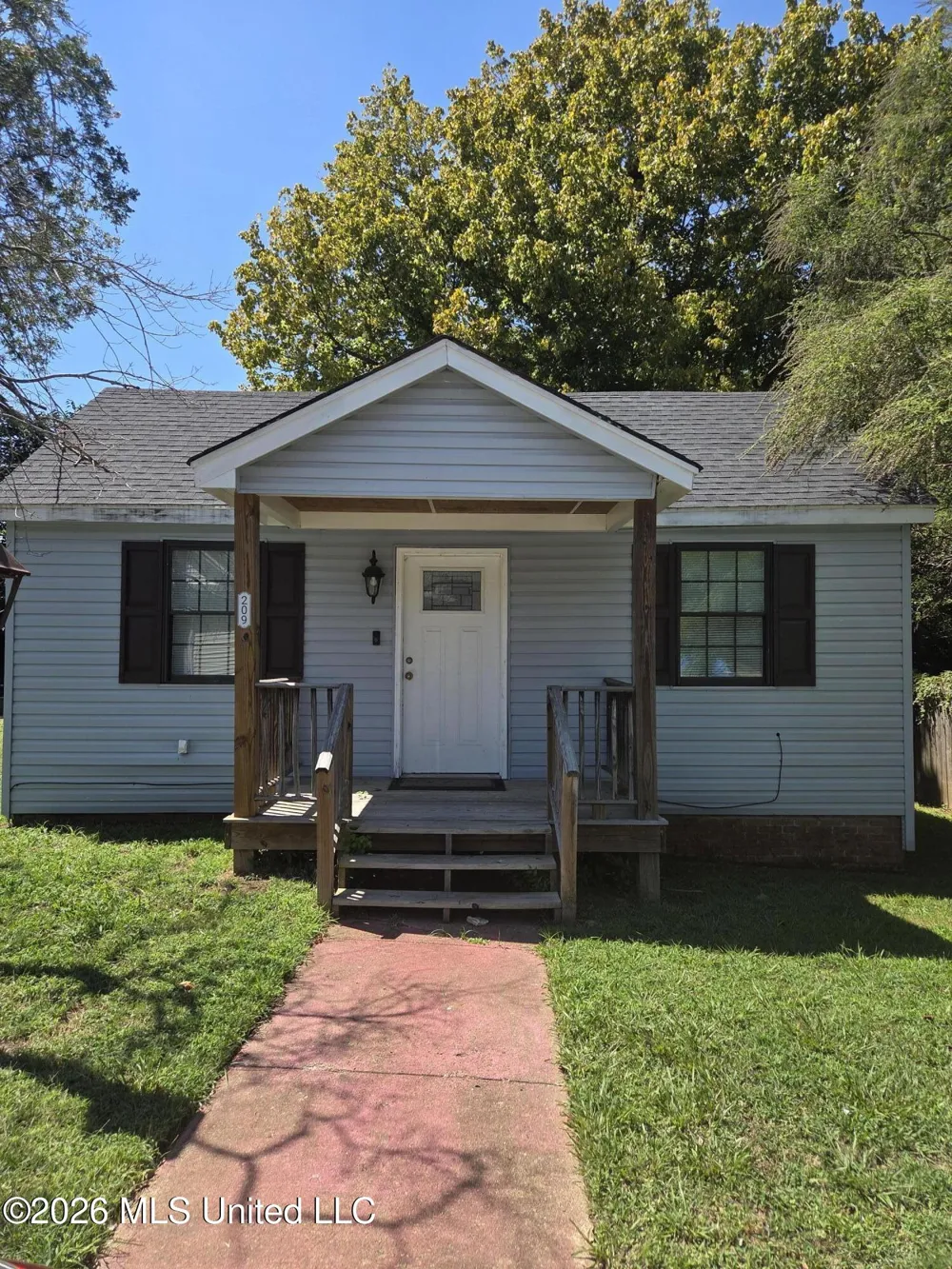 209 Dunlap Street Sardis, MS 38666