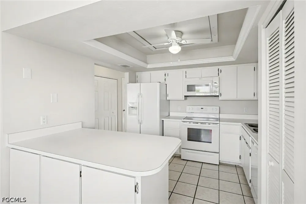 SE 5th Place #8 Cape Coral, FL 33904