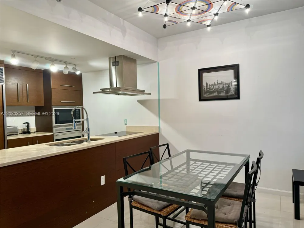485 Brickell Ave #2606 Miami, FL 33131