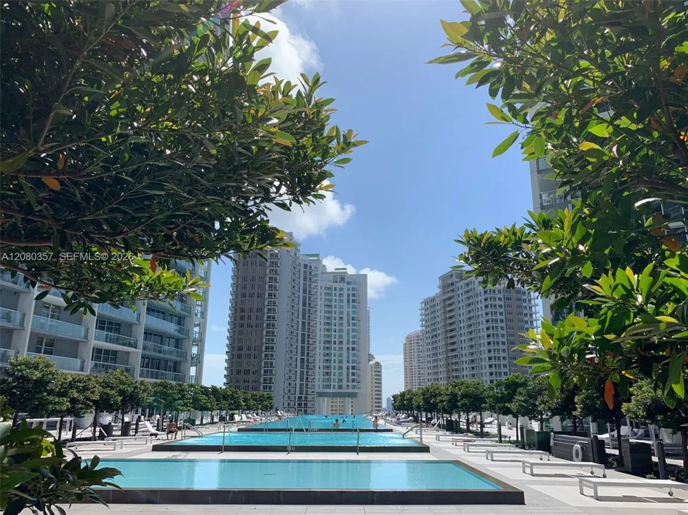 485 Brickell Ave #2606 Miami, FL 33131