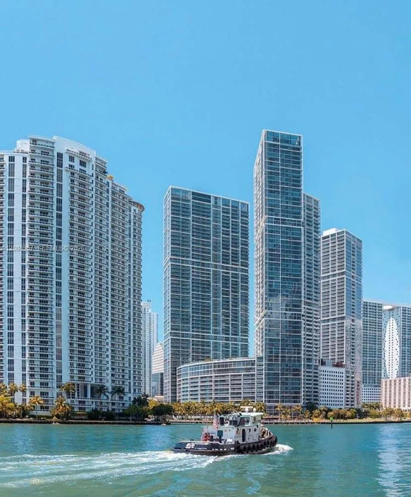 485 Brickell Ave #2606 Miami, FL 33131