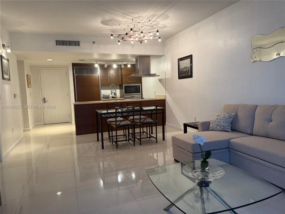 485 Brickell Ave #2606 Miami, FL 33131