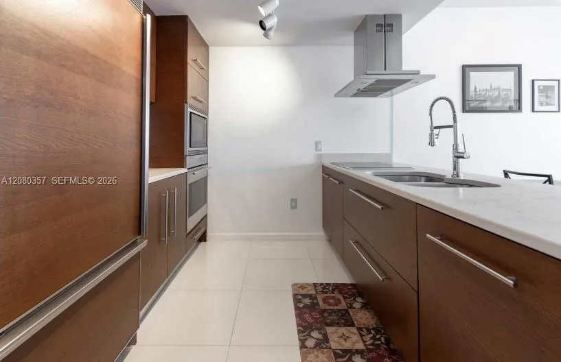 485 Brickell Ave #2606 Miami, FL 33131