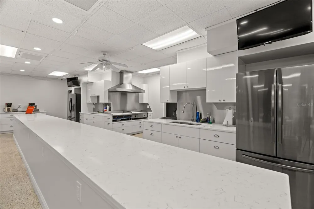 10139 44TH WAY Pinellas Park, FL 33782