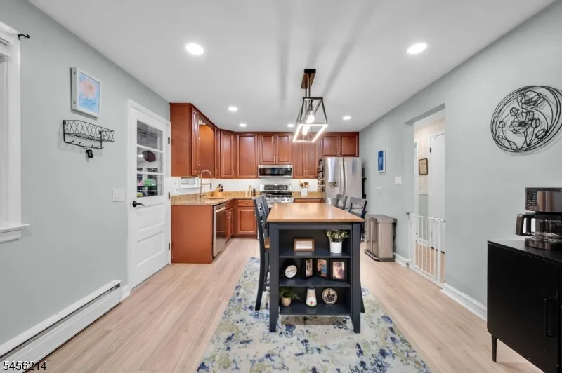 97 Bliss Blvd Pohatcong, NJ 08865