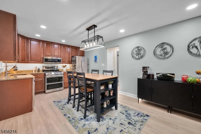 97 Bliss Blvd Pohatcong, NJ 08865