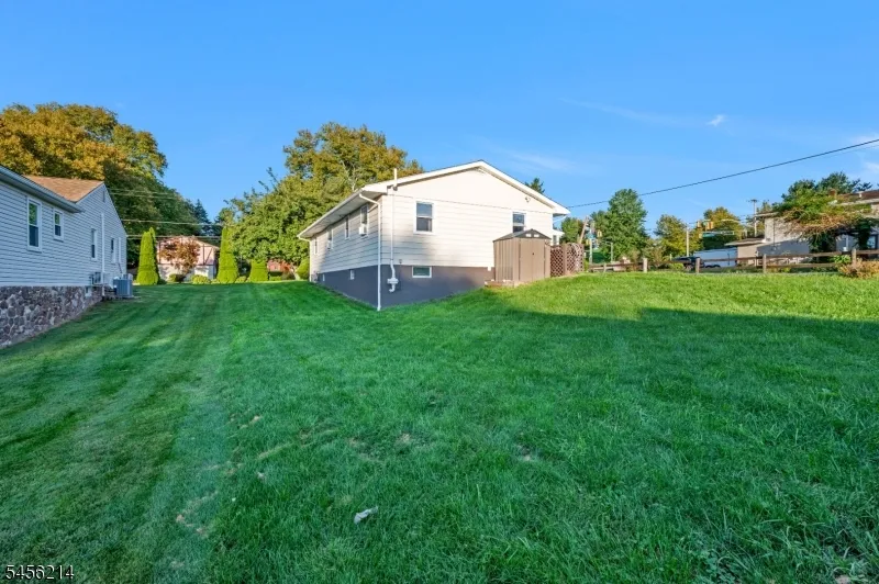 97 Bliss Blvd Pohatcong, NJ 08865
