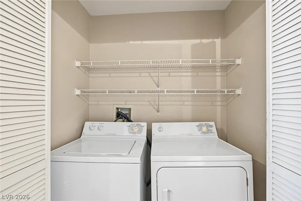 251 S Green Valley Parkway #4122 Henderson, NV 89012