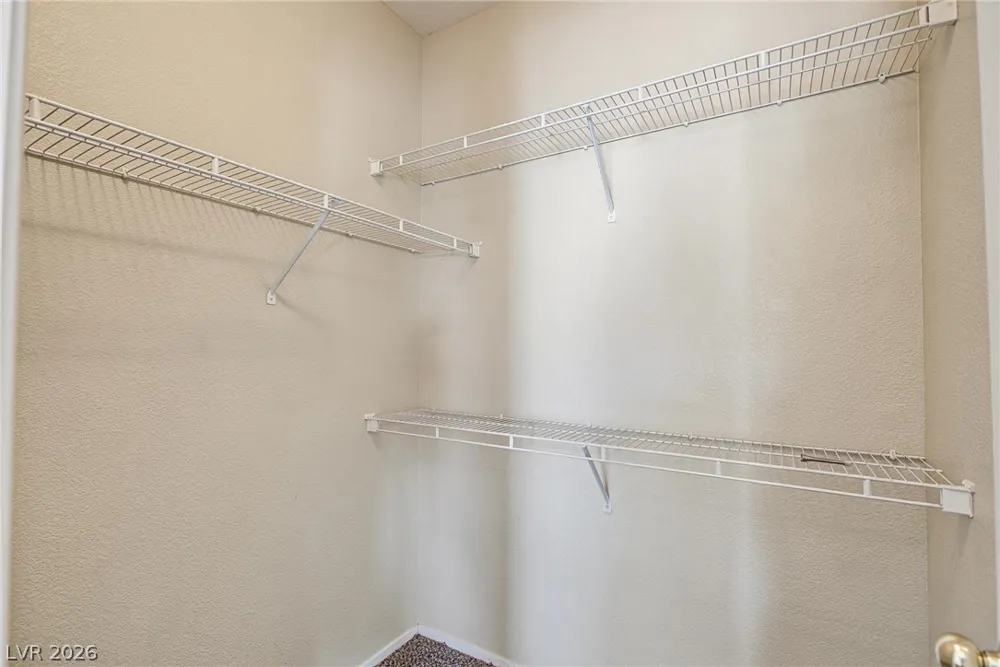 251 S Green Valley Parkway #4122 Henderson, NV 89012