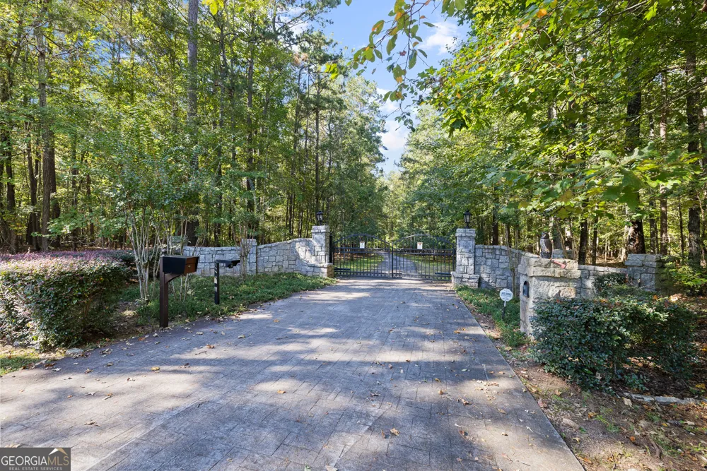 161 Hoot Owl LN Eatonton, GA 31024