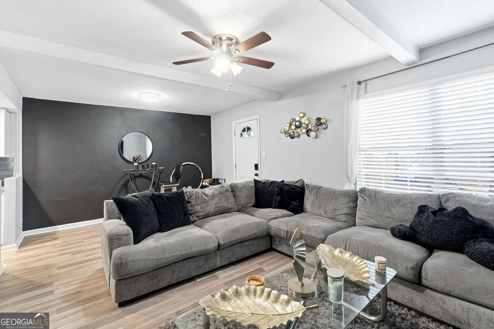 754 Garden View DR Stone Mountain, GA 30083