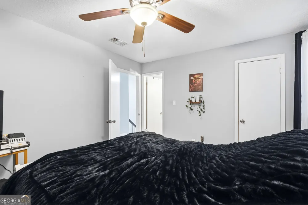 754 Garden View DR Stone Mountain, GA 30083