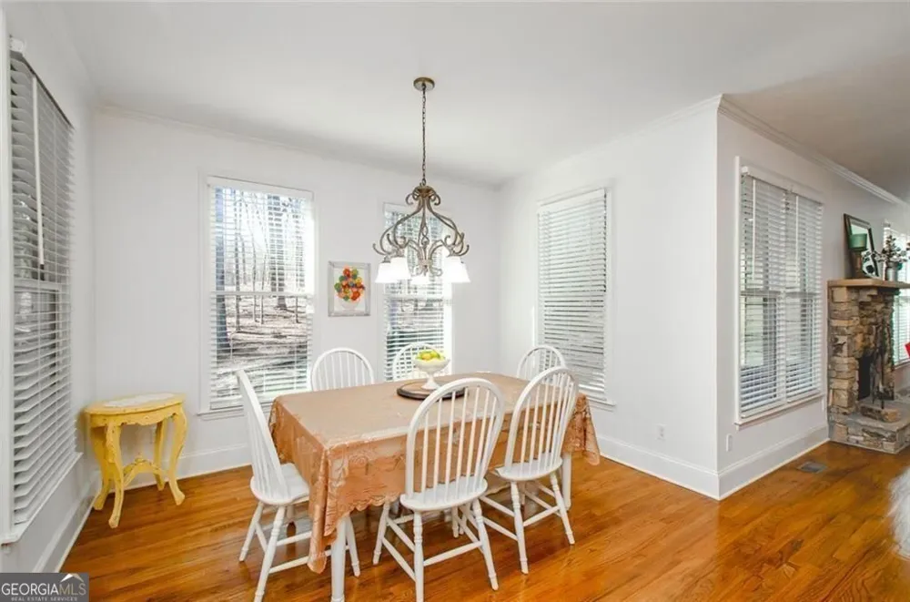 778 Crescent Circle CIR Canton, GA 30115