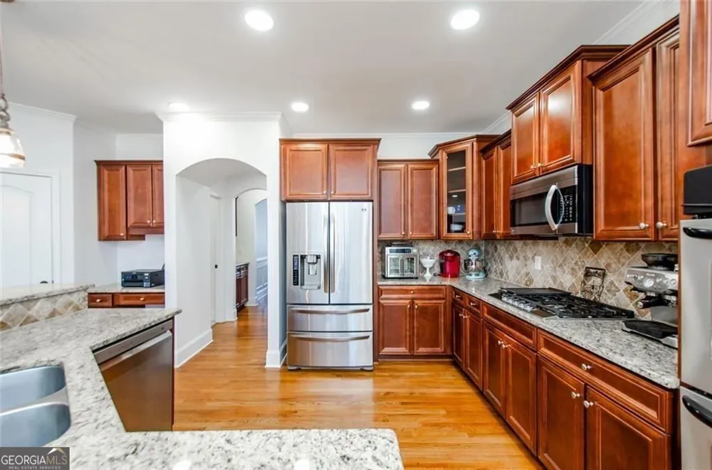 778 Crescent Circle CIR Canton, GA 30115