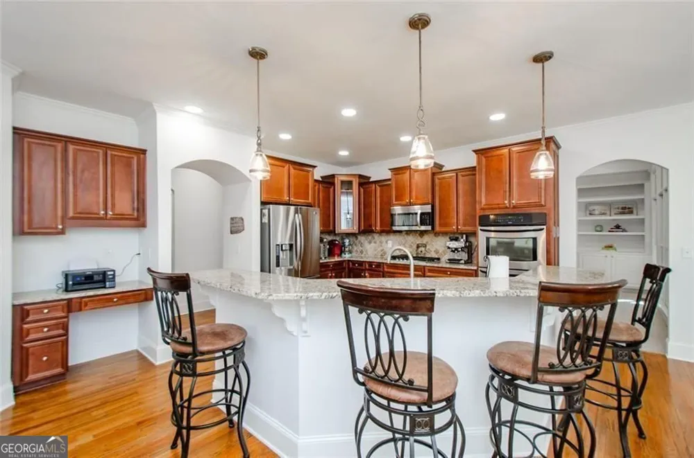 778 Crescent Circle CIR Canton, GA 30115