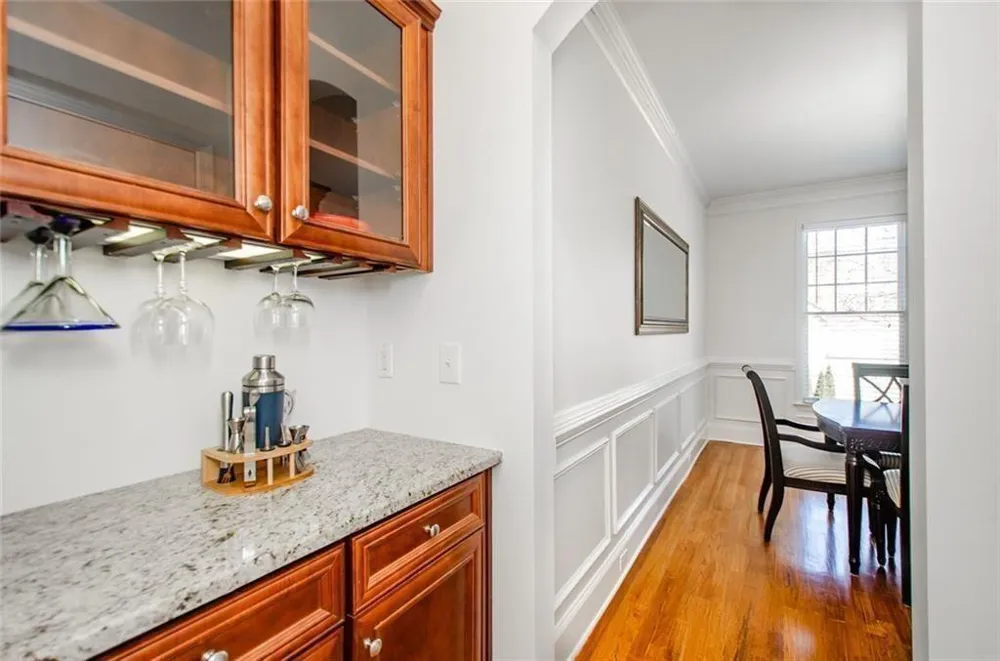 778 Crescent Circle Circle Canton, GA 30115