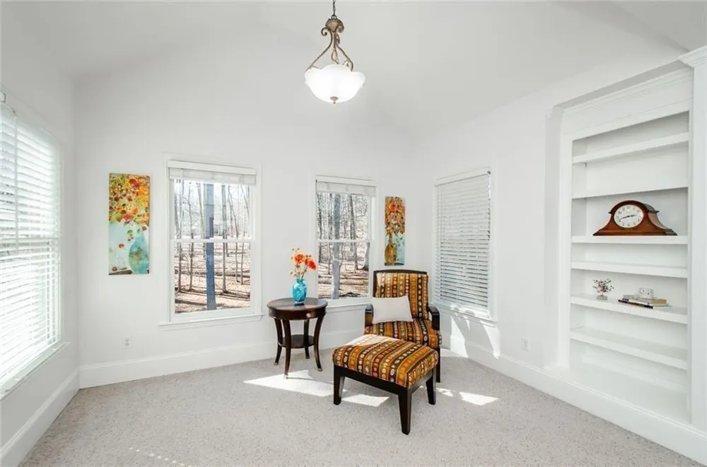 778 Crescent Circle Circle Canton, GA 30115