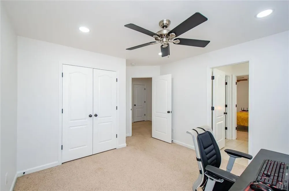 778 Crescent Circle Circle Canton, GA 30115