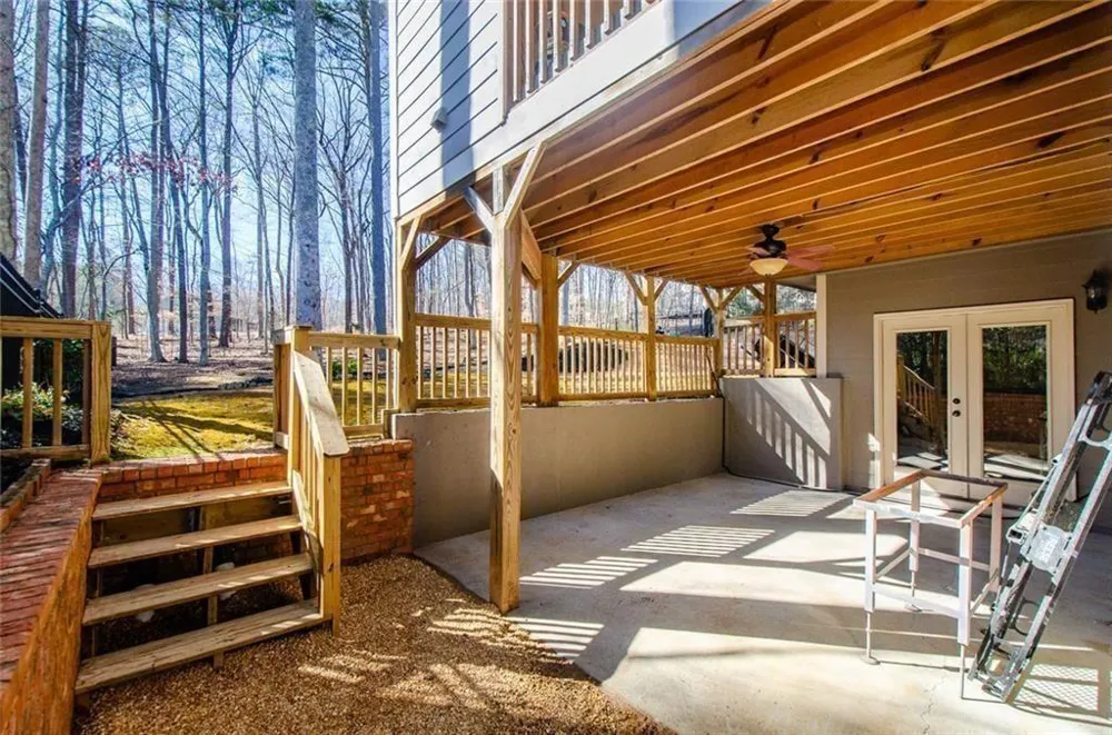 778 Crescent Circle Circle Canton, GA 30115