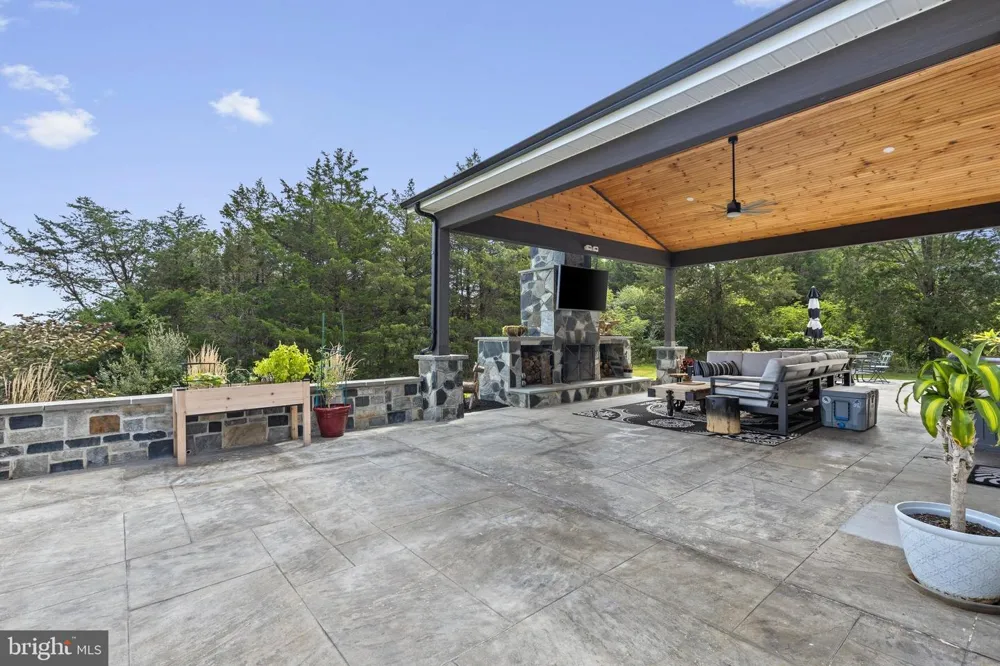 50 ROLLING VALLEY LANE Front Royal, VA 22630
