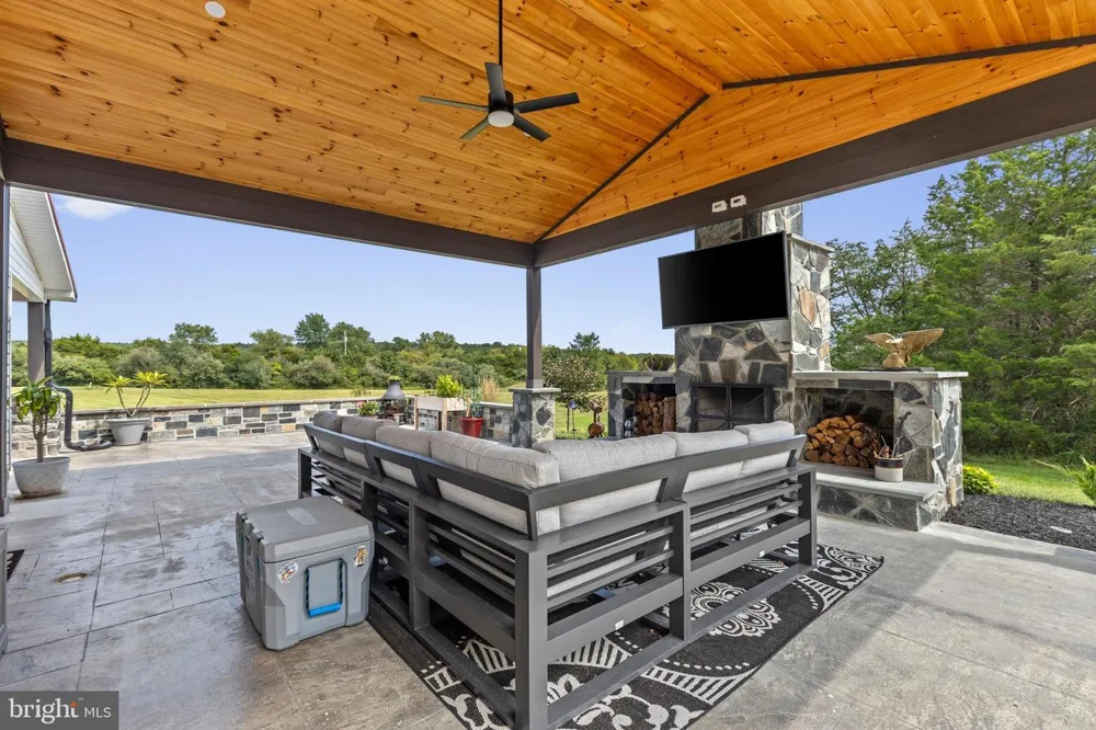 50 ROLLING VALLEY LANE Front Royal, VA 22630