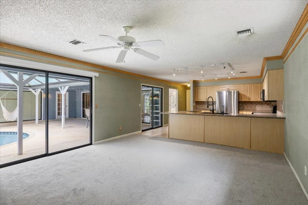 1016 48TH TERRACE Vero Beach, FL 32966