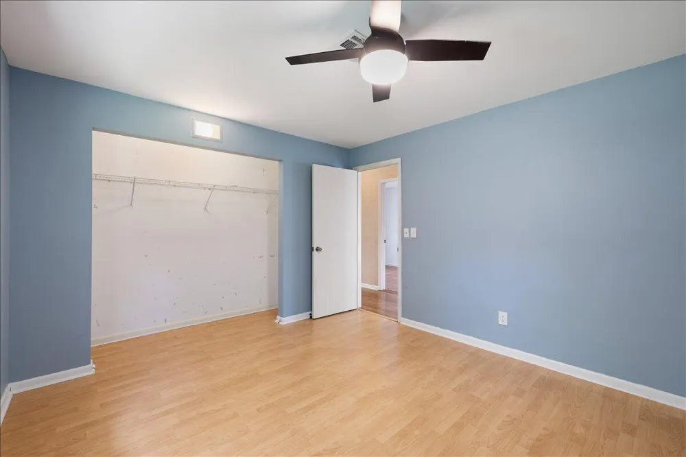 1016 48TH TERRACE Vero Beach, FL 32966