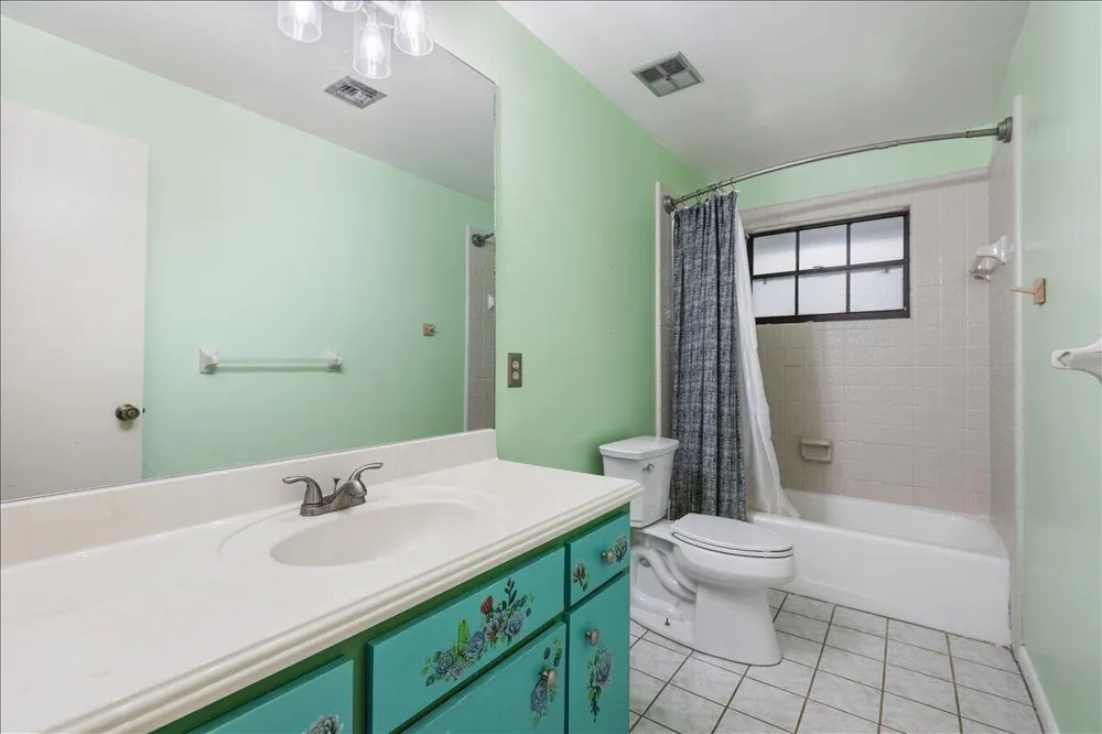 1016 48TH TERRACE Vero Beach, FL 32966