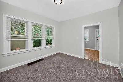 5713 Sierra Park Place Cincinnati, OH 45227