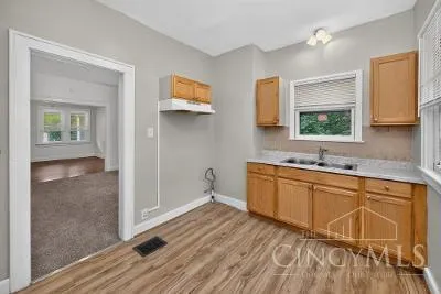 5713 Sierra Park Place Cincinnati, OH 45227
