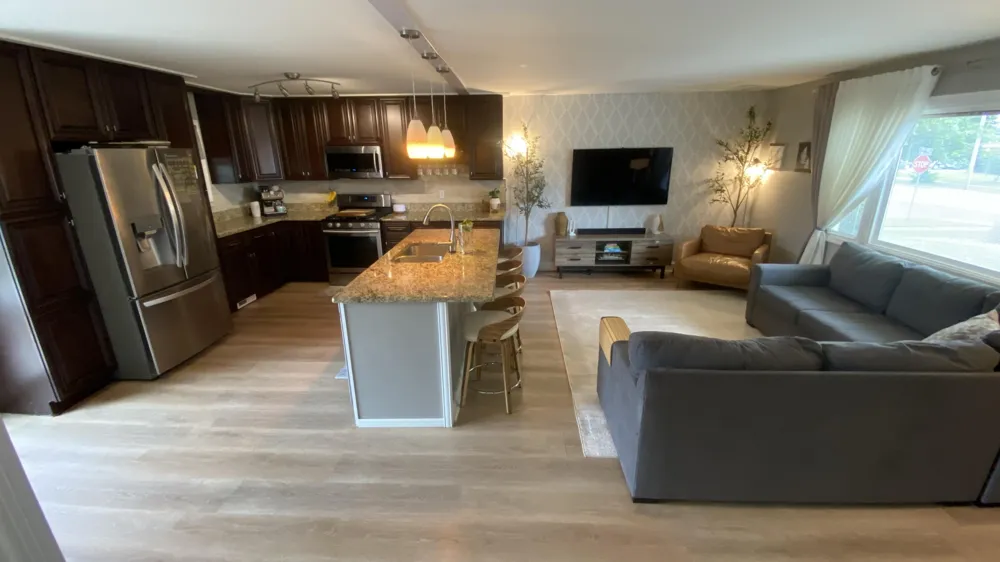 1425 W 97th Place Crown Point, IN 46307