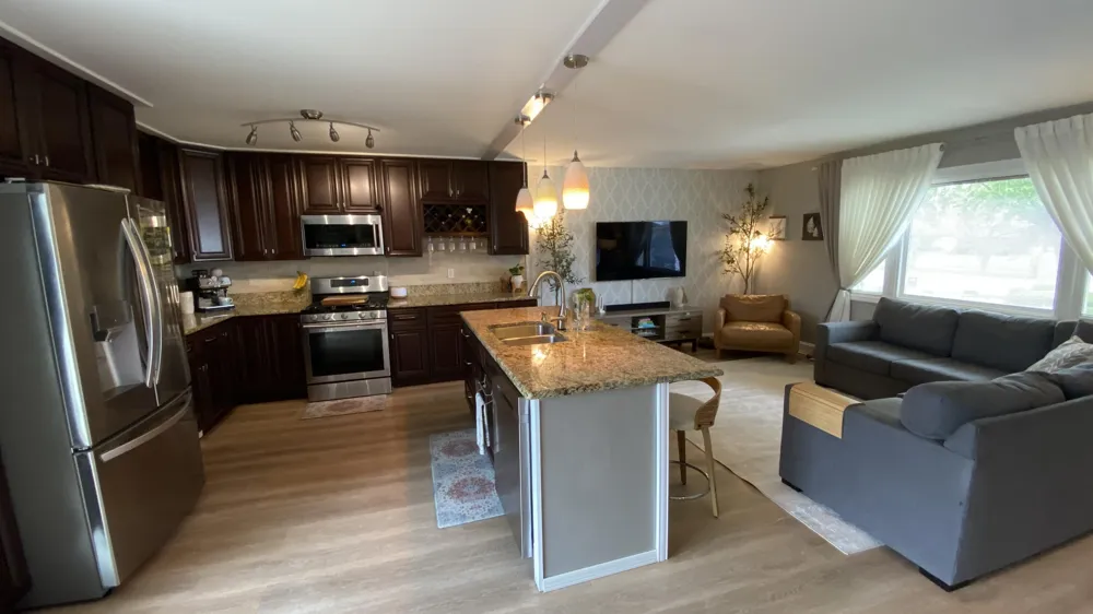 1425 W 97th Place Crown Point, IN 46307