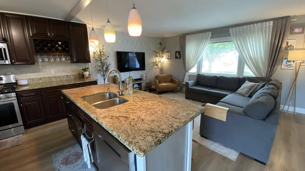 1425 W 97th Place Crown Point, IN 46307