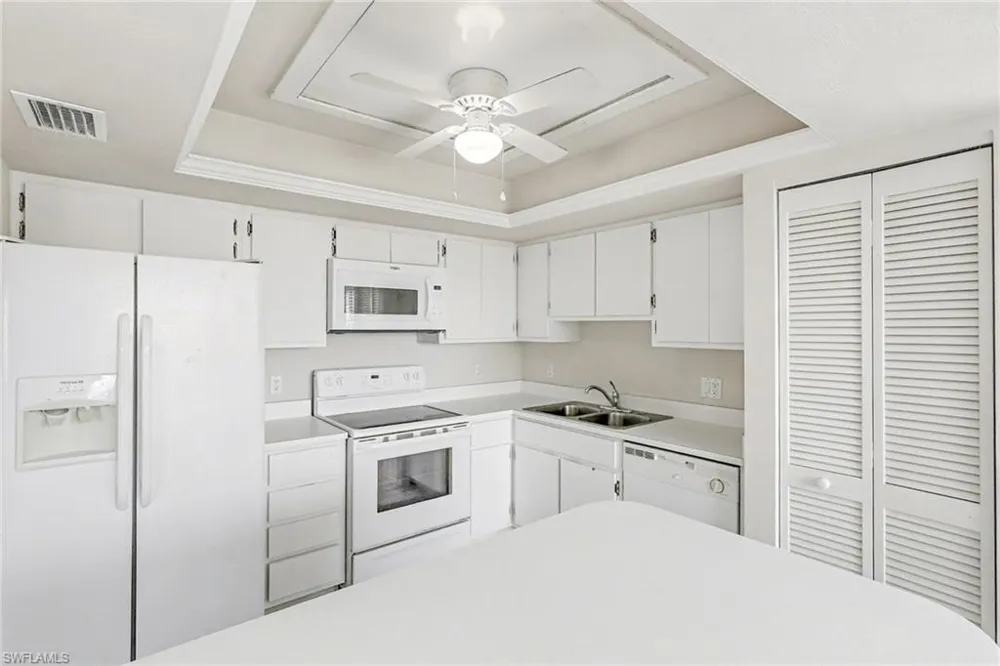 4528 SE 5th Place #8 Cape Coral, FL 33904