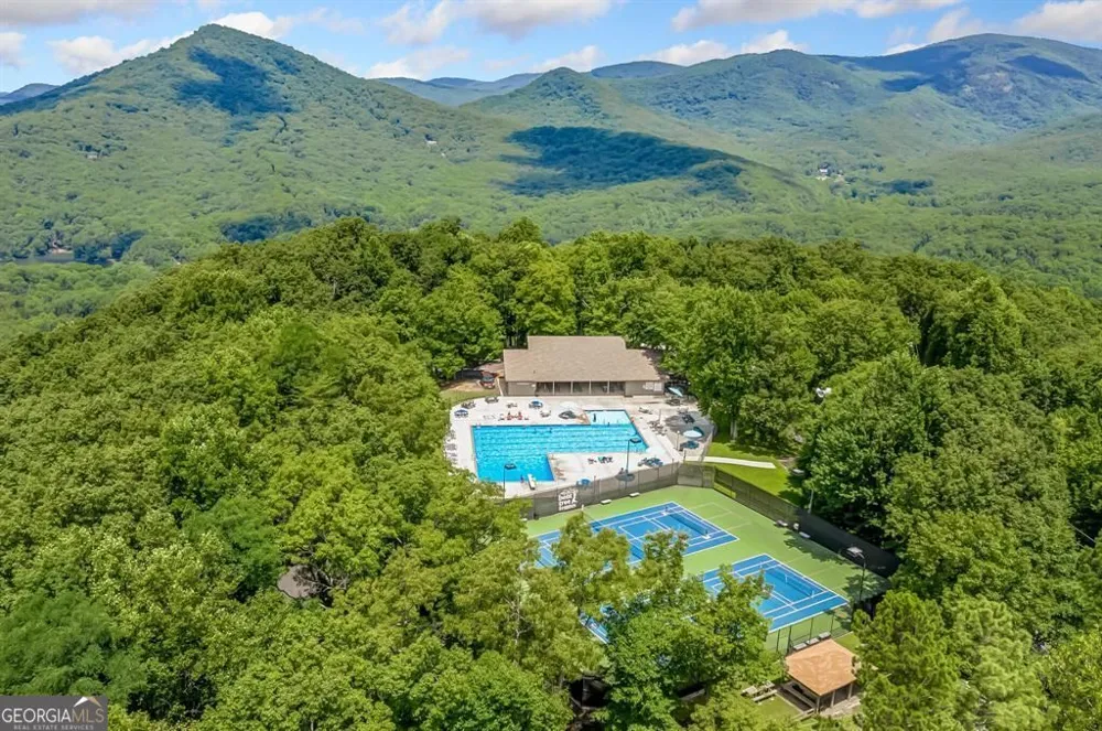 85 Winding WAY Jasper, GA 30143