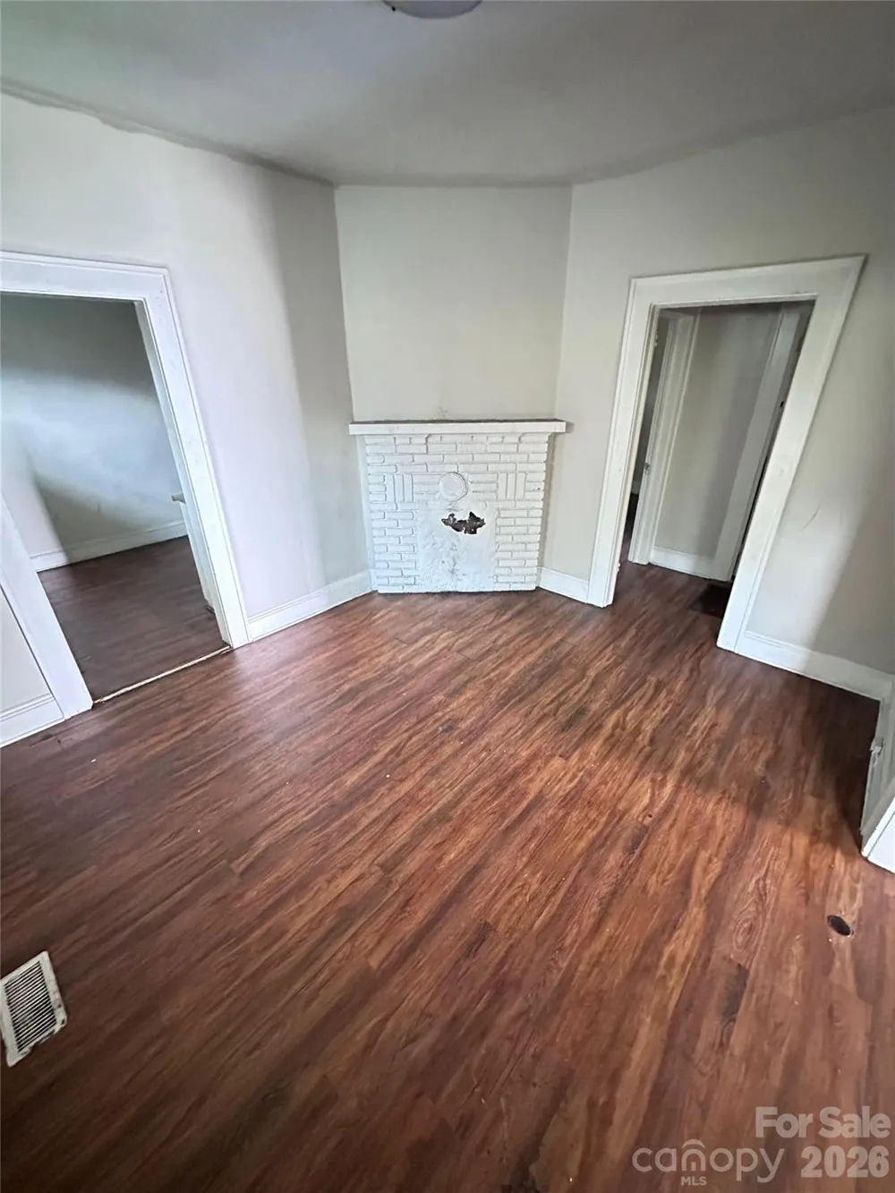 2228 Camp Greene Street Charlotte, NC 28208