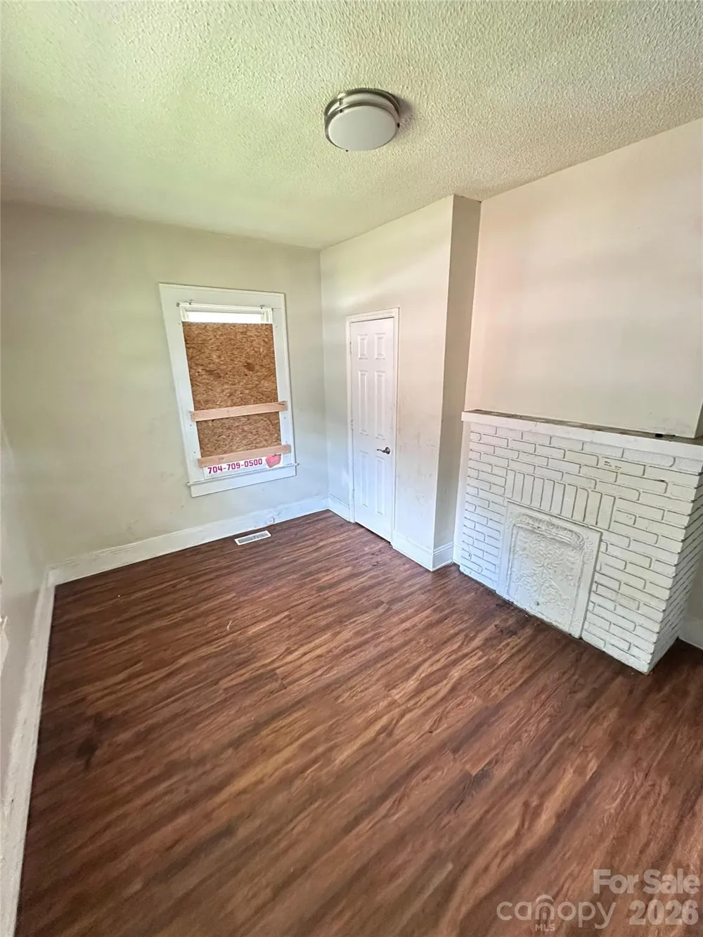 2228 Camp Greene Street Charlotte, NC 28208