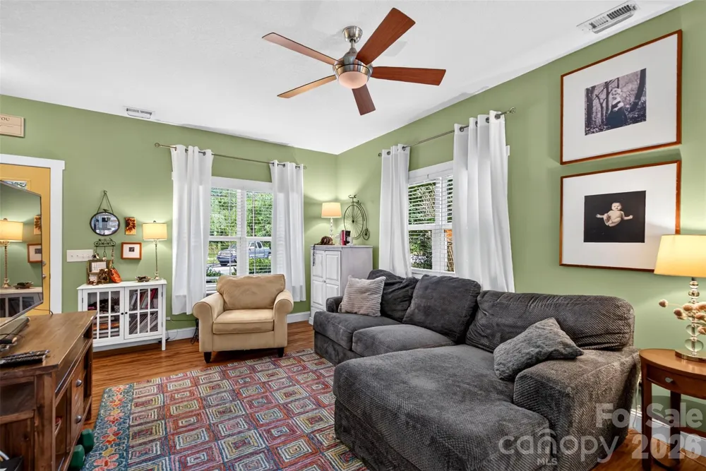 27 Mill Creek Loop Asheville, NC 28806